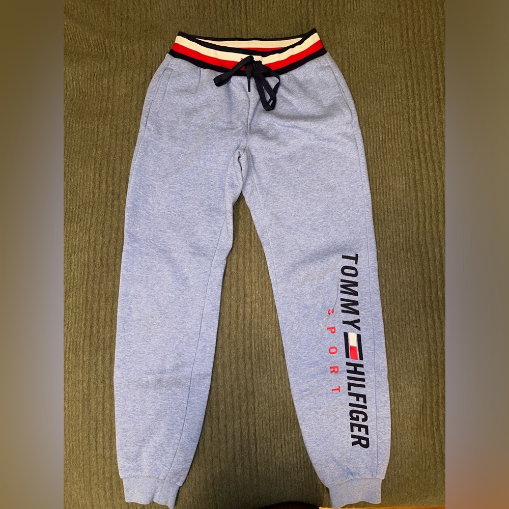 ⭐️Tommy Hilfiger sweatpants - XXS⭐️